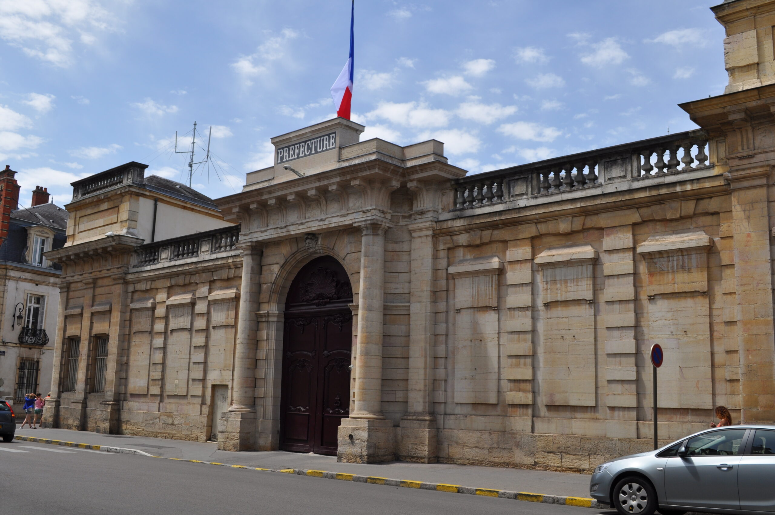 4 children put on the street in Dijon: the Human Rights League calls for a rally on Friday in front of the Côte-d’Or prefecture