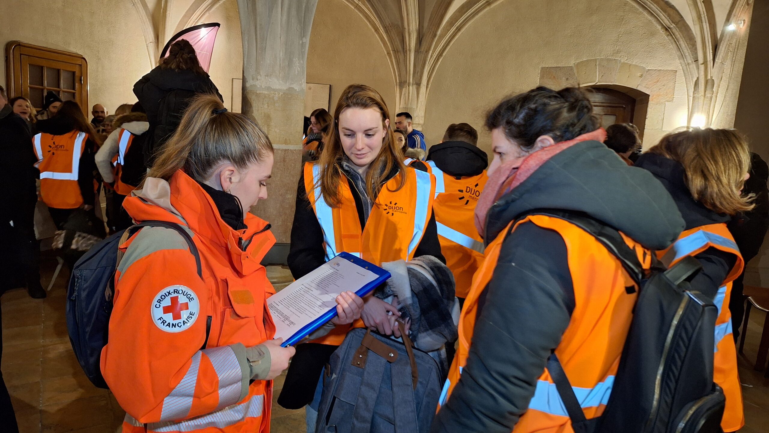 Dijon se mobilise contre la précarité et l’isolement lors de la Nuit de la Solidarité