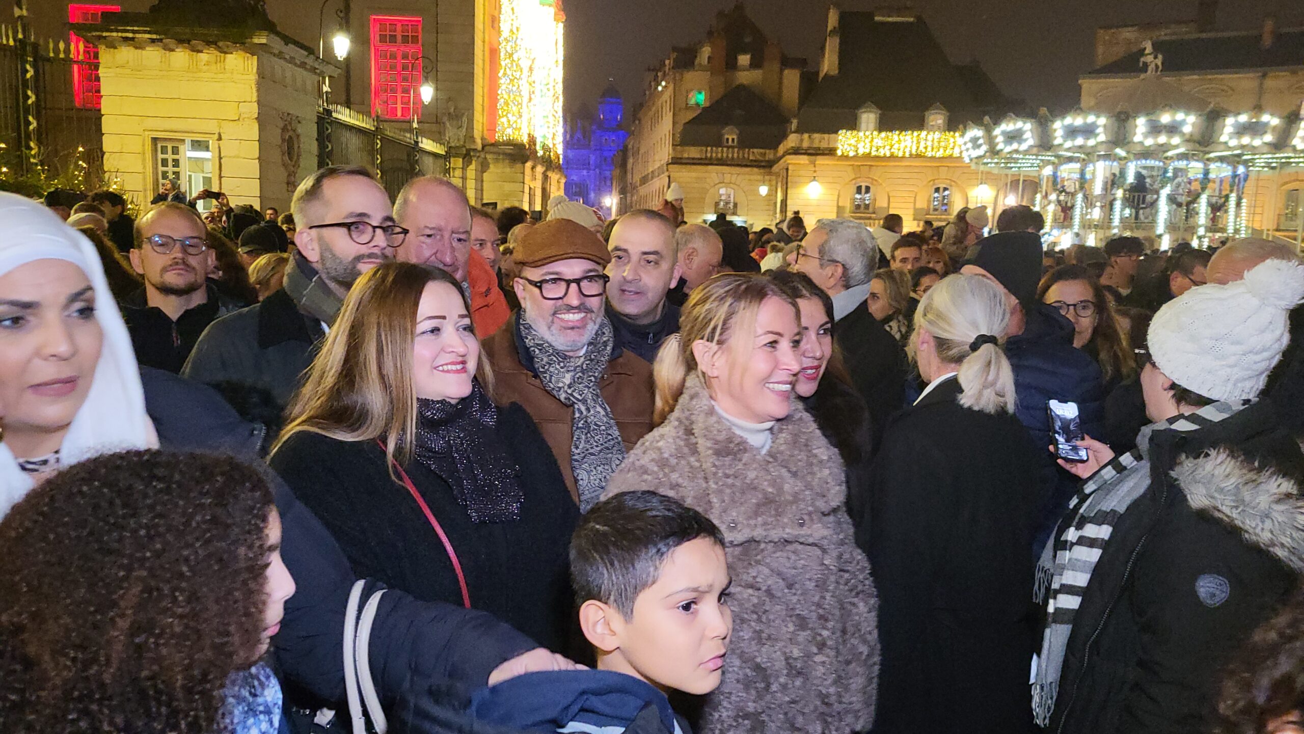 En images : Une foule nombreuse pour l’ouverture des Féeries de Noël 2025 à Dijon