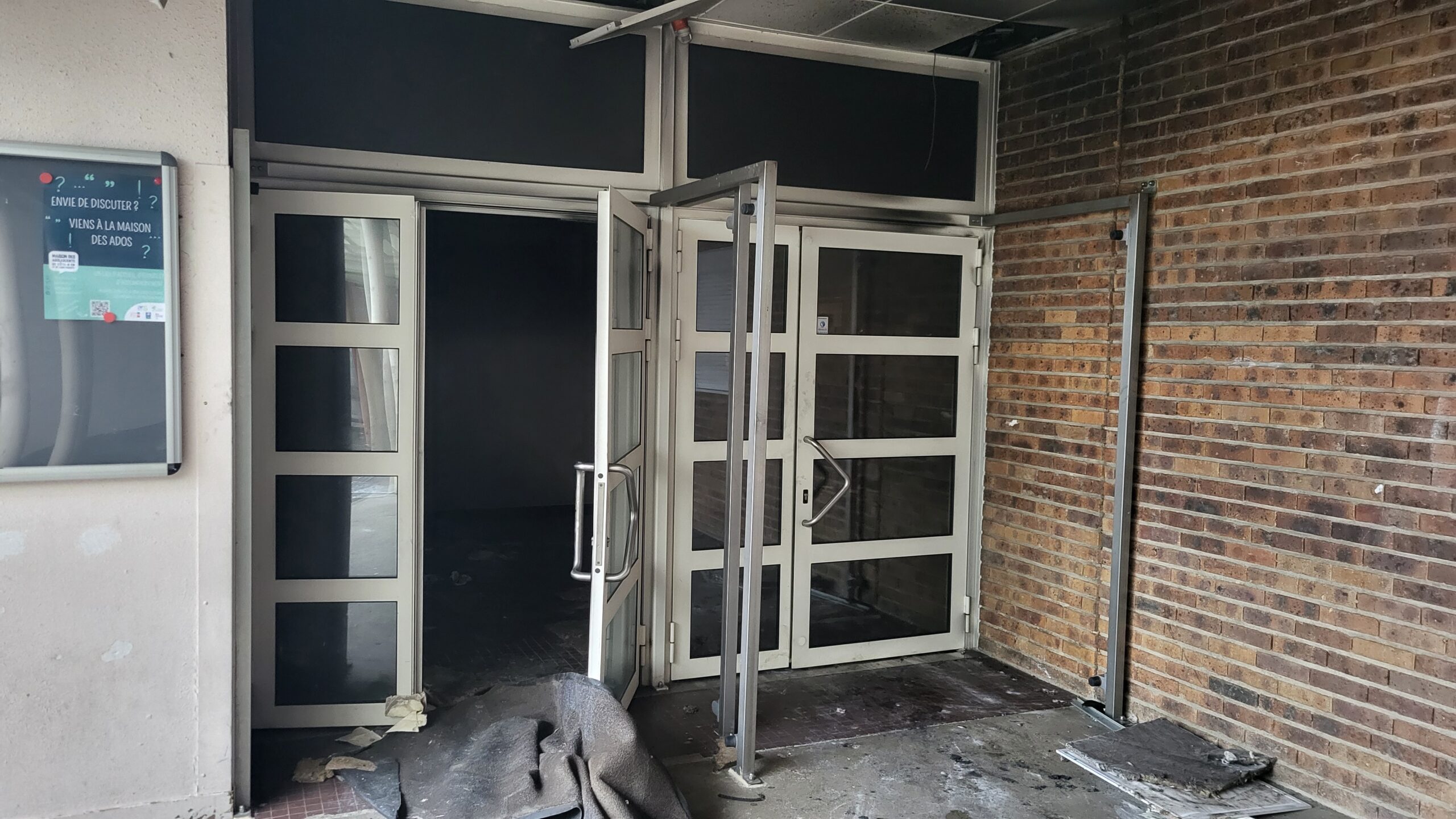 Incendie criminel au collège Champollion : la maire de Dijon salue les interpellations et affirme une réponse ferme