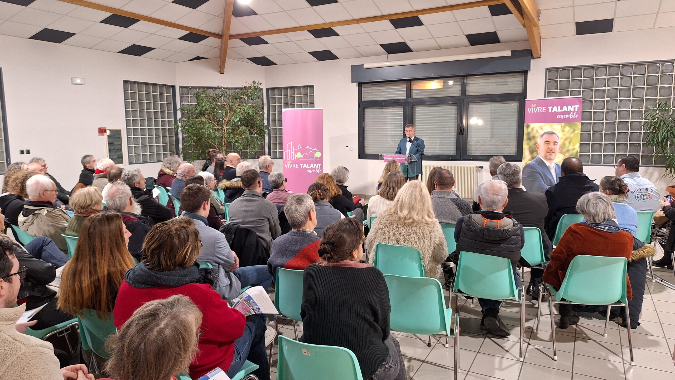 En vidéo — Municipales 2026 à Talant : Stéphane Woynaroski lance officiellement sa campagne