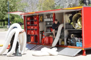 Pollution au lac Kir : un tonneau de 200 litres à l’origine de l’alerte