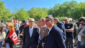 Manifestation du 1er mai : présents au départ, absents à l’arrivée, les élus sous le feu des critiques