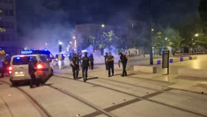 Dijon : mortiers, gaz lacrymogène et tensions après la victoire du PSG