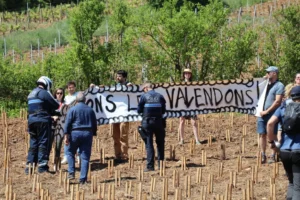 À Dijon, Dijon Avenir soutient la mobilisation pour sauver les jardins des Valendons