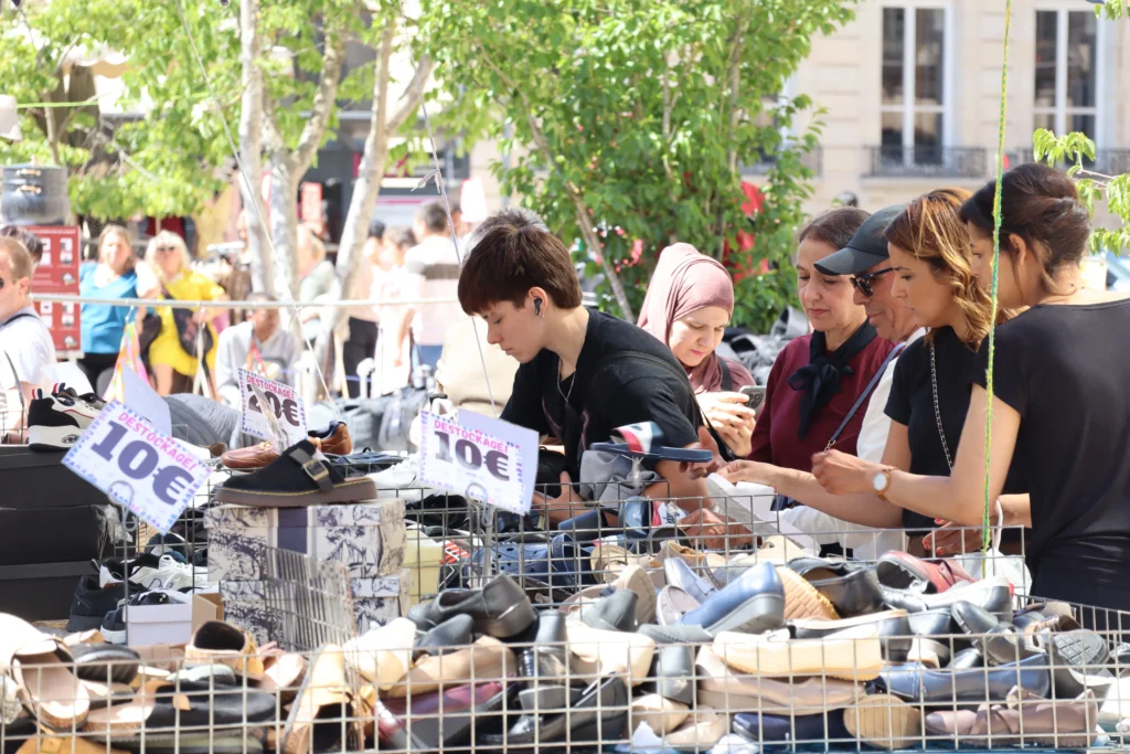 En images : une foule au rendez-vous pour la Braderie de Printemps à Dijon