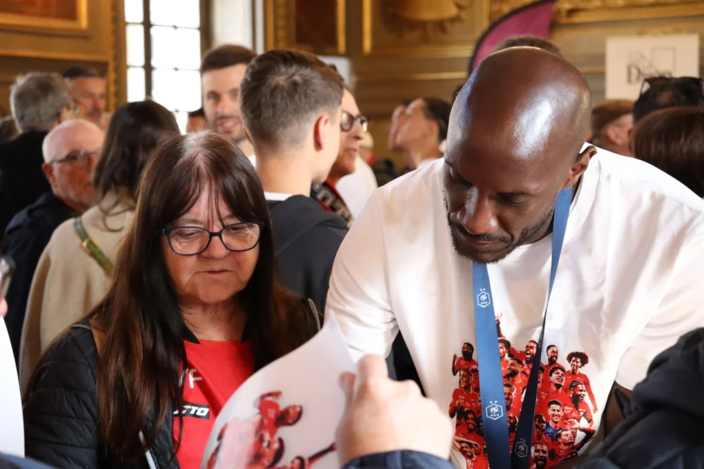 En images : le DFCO prolonge la fête dans le centre-ville de Dijon