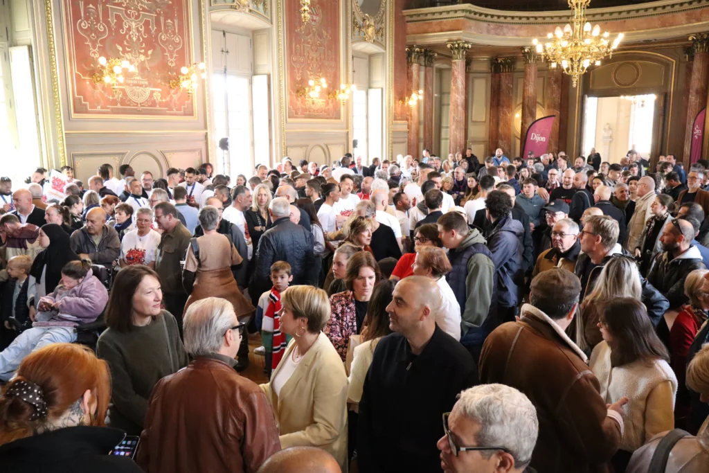 En images : le DFCO prolonge la fête dans le centre-ville de Dijon