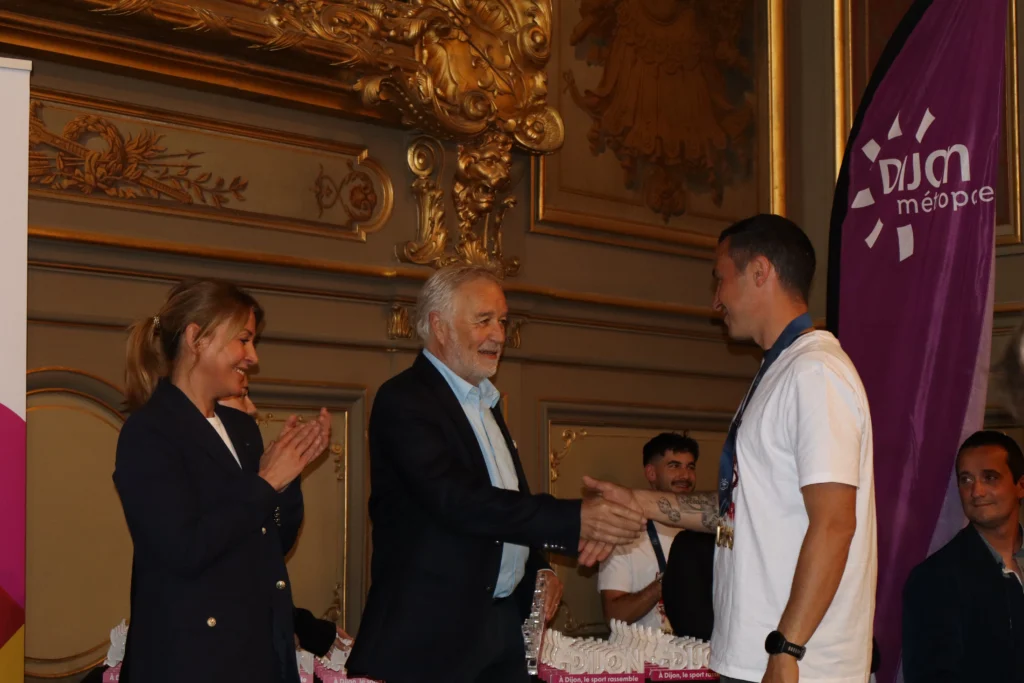 En images : le DFCO prolonge la fête dans le centre-ville de Dijon