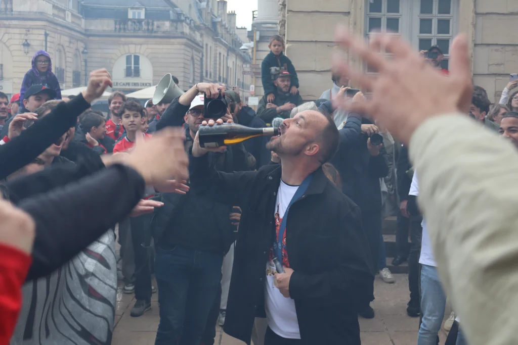En images : le DFCO prolonge la fête dans le centre-ville de Dijon