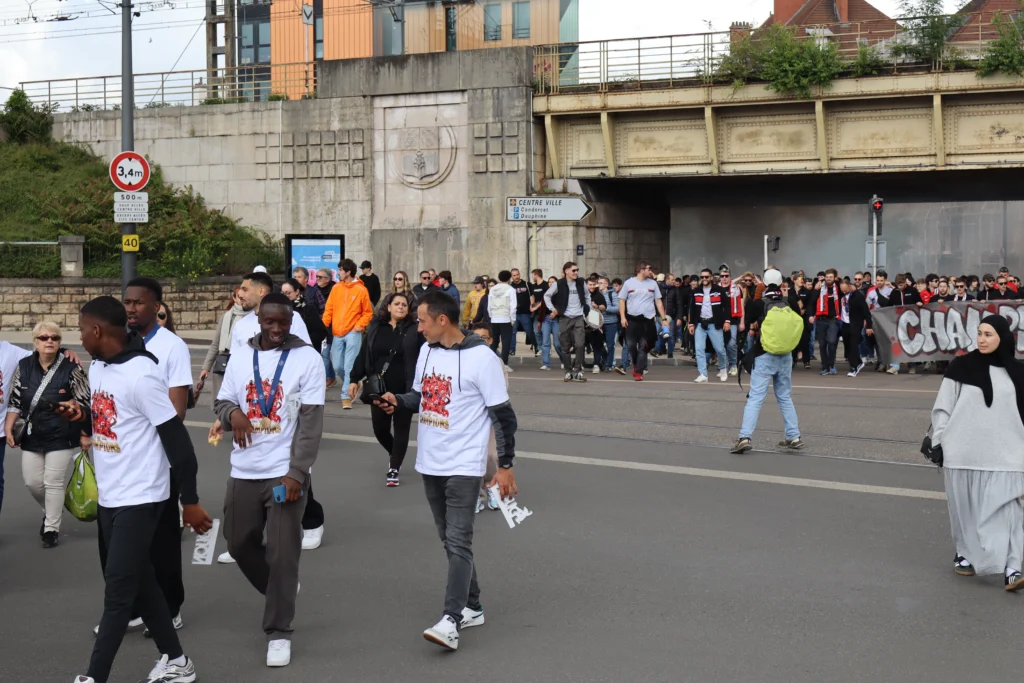 En images : le DFCO prolonge la fête dans le centre-ville de Dijon