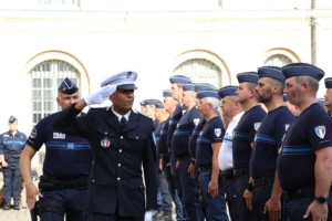 Dijon : la Police municipale célèbre ses 50 ans dans la cour de Flore