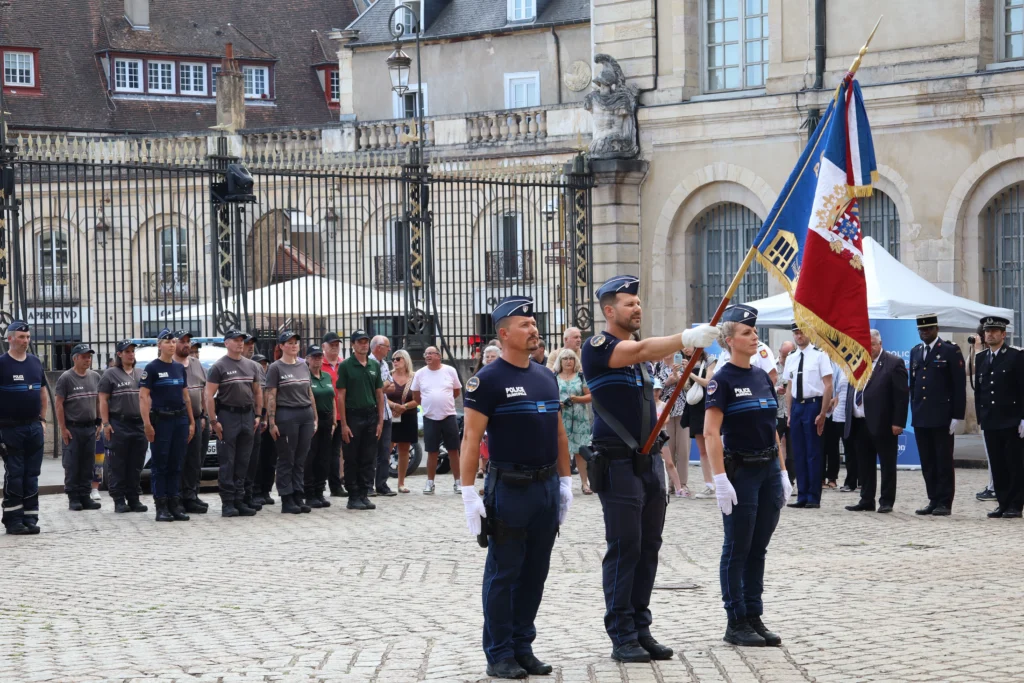 En images : Dijon célèbre un demi-siècle de Police municipale