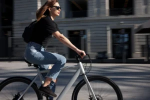 Le vélo, bien plus qu’un sport : la FFVélo défend un art de vivre durable