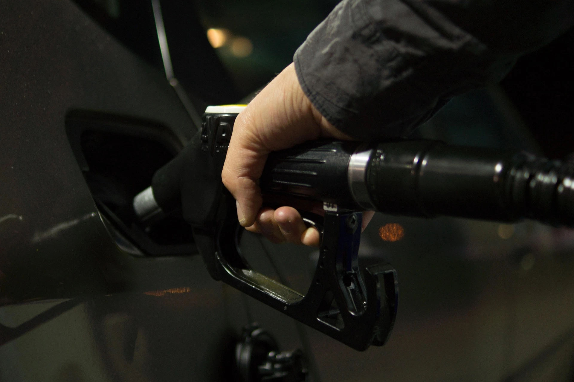 Carburants : les annonces du gouvernement vont-elles calmer la colère ? Non, et voici pourquoi