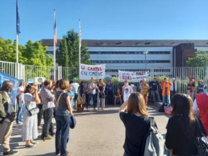 À Dijon, les enseignants du lycée Le Castel occupent leur établissement pour dénoncer une baisse de moyens