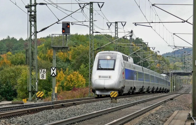 SNCF : les quatre fédérations cheminotes appellent à une grève nationale massive le 10 juin 2026