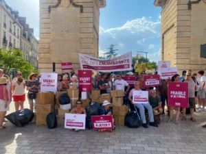 À Dijon, Alliance VITA s’est mobilisée contre la légalisation de l’euthanasie et du suicide assisté