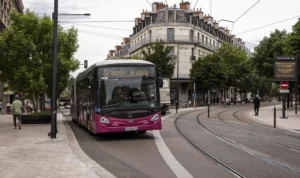 Canicule : plusieurs départs de bus annulés sur le réseau DiviaMobilités