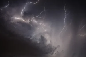 Météo : la Côte-d’Or placée en vigilance jaune orages ce samedi sur fond de canicule