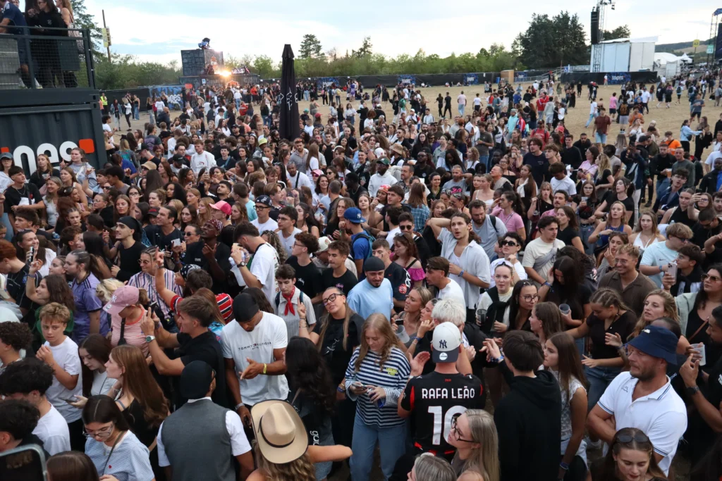 Golden Coast : le Rassemblement Dijonnais salue le succès du festival tout en exprimant plusieurs réserves