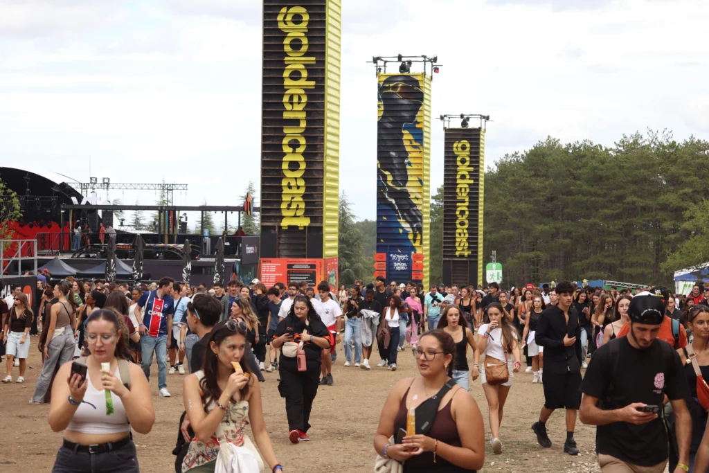 En images : immersion dans l’ambiance du Golden Coast ce samedi