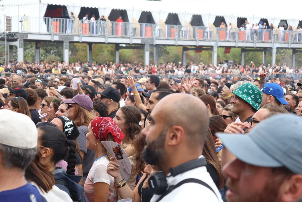 En images : immersion dans l’ambiance du Golden Coast ce samedi