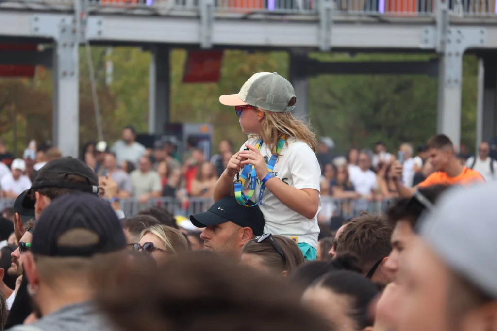 En images : immersion dans l’ambiance du Golden Coast ce samedi