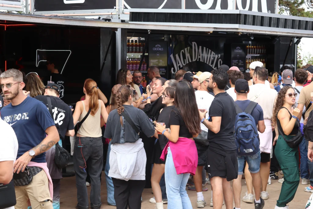 En images : immersion dans l’ambiance du Golden Coast ce samedi