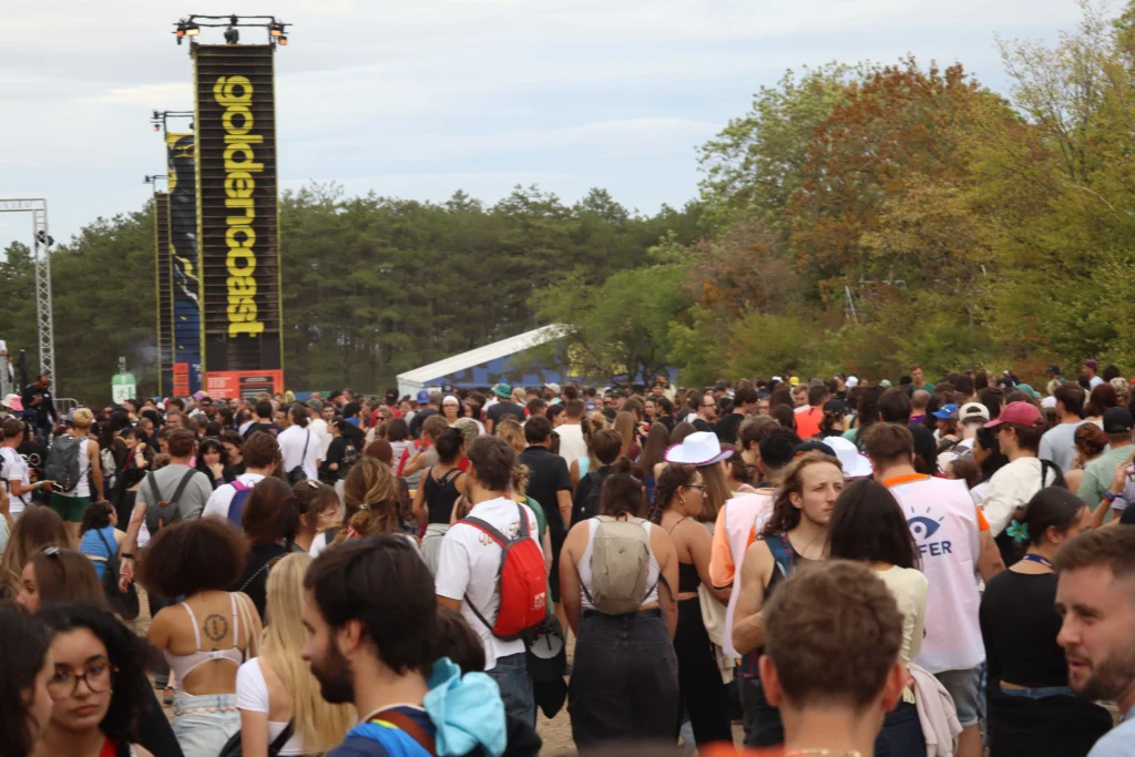 En images : immersion dans l’ambiance du Golden Coast ce samedi