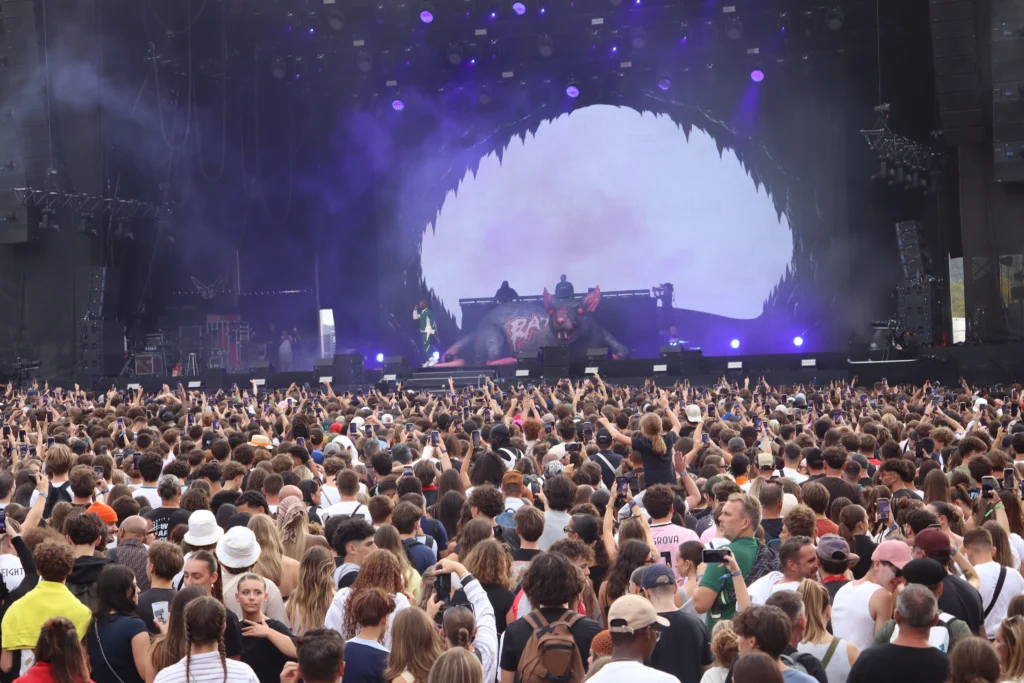 En images : immersion dans l’ambiance du Golden Coast ce samedi