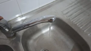 Sécheresse : des épisodes d’eau colorée signalés à Talant et dans l’ouest de Dijon