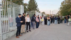 Après les incidents devant le lycée Le Castel, les organisations syndicales réagissent