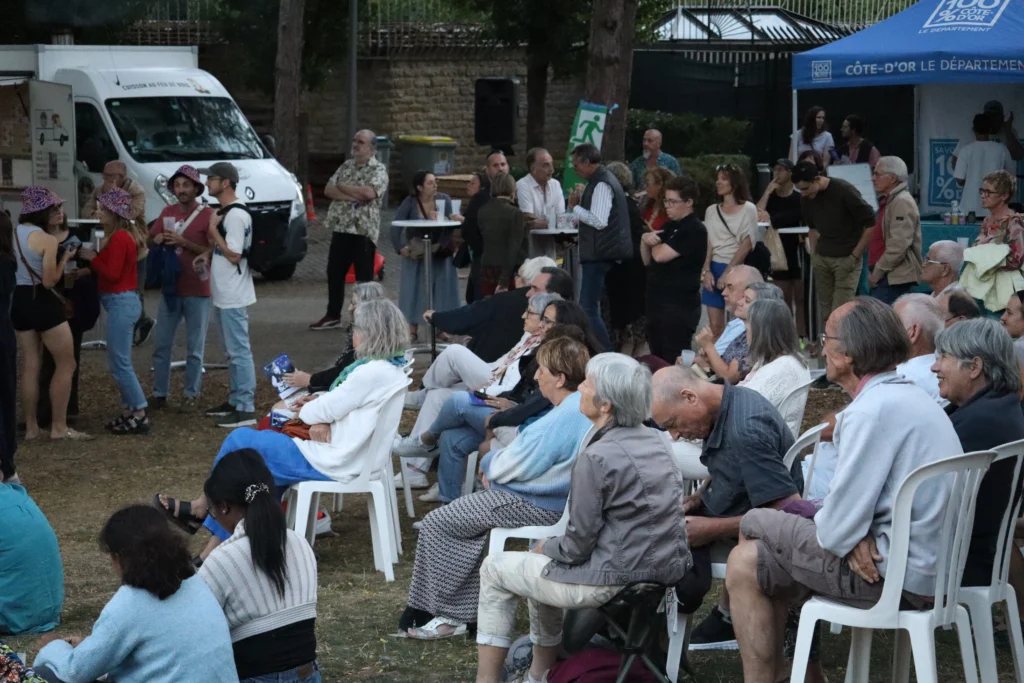 Une soirée festive pour lancer « Arts et Scènes »