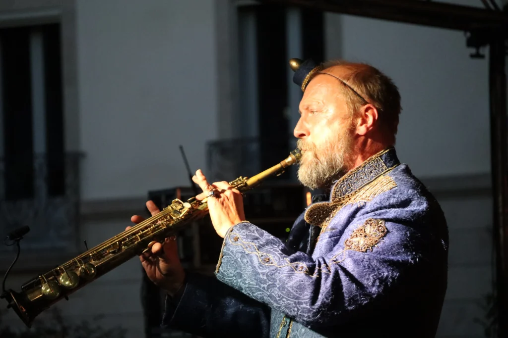 Une soirée festive pour lancer « Arts et Scènes »