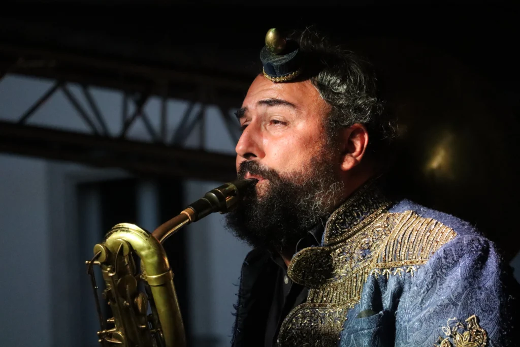 Une soirée festive pour lancer « Arts et Scènes »