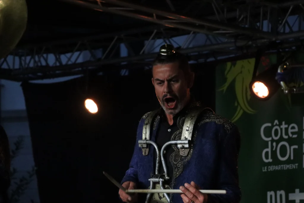 Une soirée festive pour lancer « Arts et Scènes »