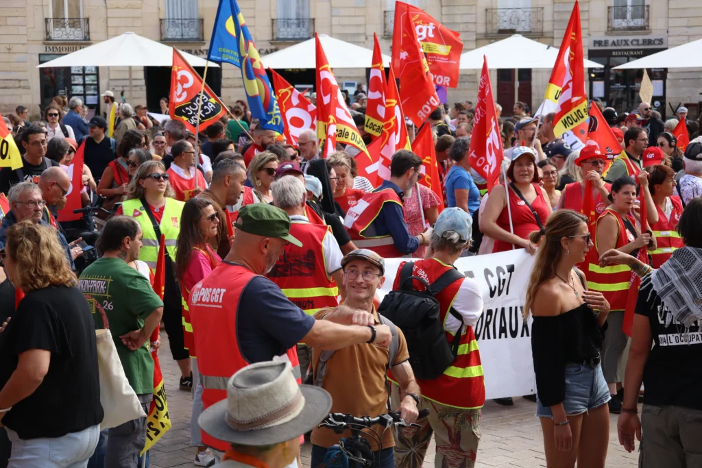 EN IMAGES. Grève et manifestation dans la fonction publique : le cortège dans les rues de Dijon