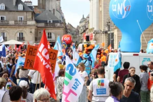Grève et manifestation dans la fonction publique : une mobilisation en demi-teinte malgré de nombreuses revendications