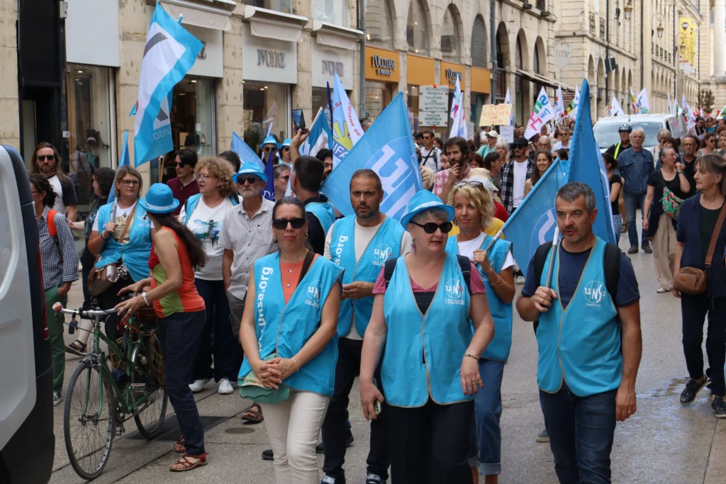 EN IMAGES. Grève et manifestation dans la fonction publique : le cortège dans les rues de Dijon