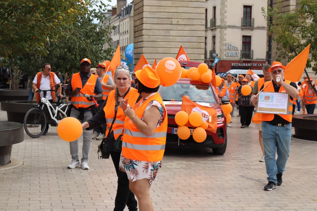 EN IMAGES. Grève et manifestation dans la fonction publique : le cortège dans les rues de Dijon