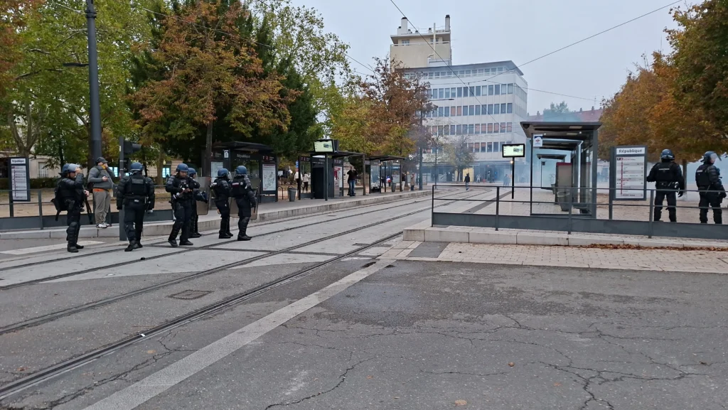 Dijon : retour en images sur la manifestation contre la vie chère du 24 octobre