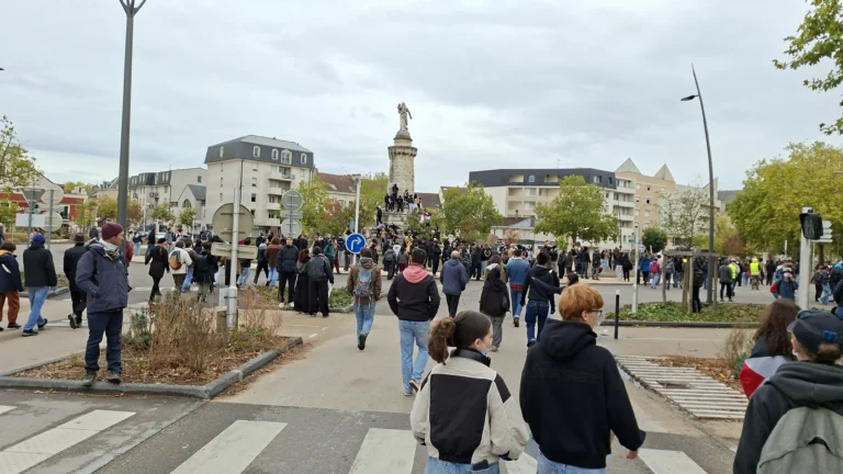 Côte-d’Or : les Jeunes communistes appellent à une nouvelle mobilisation le 31 octobre