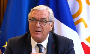 Côte-d’Or : François Sauvadet dénonce une perte de 17,8 millions d’euros et refuse de sacrifier les engagements du Département
