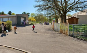 À Quetigny, la carte scolaire va être profondément remaniée : Isabelle Pasteur explique les raisons d&rsquo;une réforme majeure pour la rentrée 2027