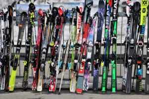 Dijon : près de 3 800 articles à petits prix pour la Bourse aux skis de l’USCD