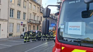 Sapeurs-pompiers : malgré les premières annonces du gouvernement, la grève se poursuit